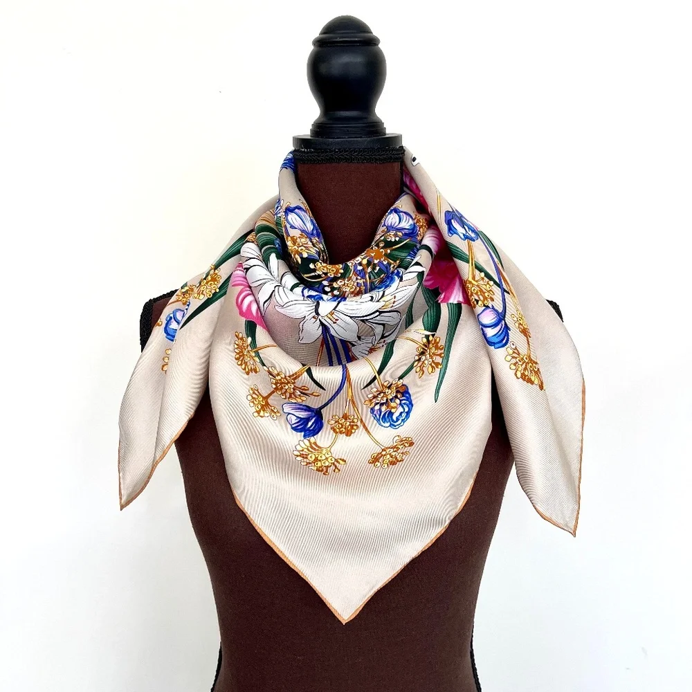 New Salvatore Ferragamo Silk Scarf Flowers Beige Multicolor Wrap Scarf